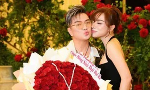 Nữ ca sĩ quê Hải Phòng nói về mối quan hệ kéo dài 11 năm với Đàm Vĩnh Hưng
