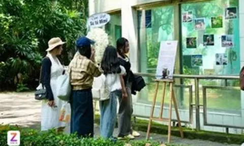 Ngậm ngùi chia tay sư tử trắng vừa qua đời ở Thảo Cầm Viên