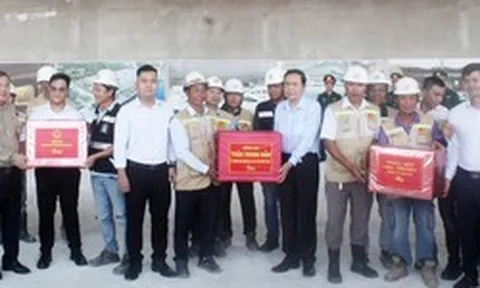 Chủ tịch Quốc hội Trần Thanh Mẫn kiểm tra tiến độ hơn 20 công trình APEC 2027