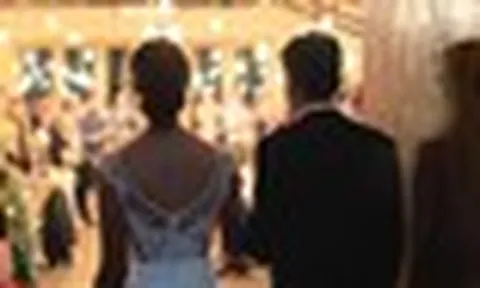 Tiết lộ yêu vợ sắp cưới từ 20 năm trước, 1 tài tử bị "lòi đuôi" ngoại tình