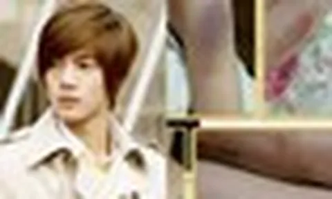 Cô gái khiến Kim Hyun Joong (Vườn Sao Băng) “thân bại danh liệt” vừa livestream nóng nhắc thẳng đàng trai: “Tôi còn nhiều chuyện thú vị lắm”