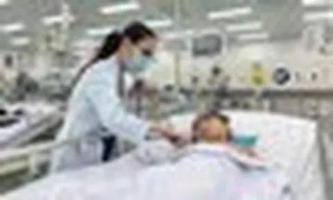 Bệnh nhi 7 tuổi trụy tim mạch vì cúm A, thoát cửa tử sau gần 12 ngày chạy ECMO