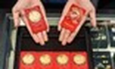 Giá vàng hôm nay 27/10: Vàng miếng "vênh" gần 17 triệu đồng/lượng với thế giới