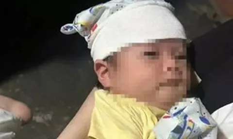 Bé gái khoảng 1 tháng tuổi bị bỏ rơi bên quốc lộ 1A