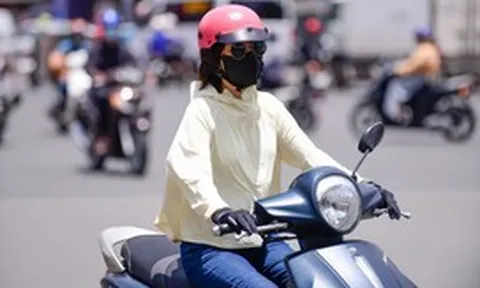 Thời tiết hôm nay 30-10: Bắc Bộ chuyển mưa, Nam Bộ ngày nắng, chiều mưa dông