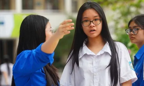 Dừng liên kết ngoại ngữ 2, học sinh ‘mắc kẹt’ trước ngưỡng cửa lớp 10
