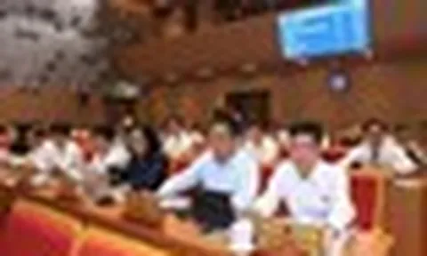 Từ 2027, Hà Nội hỗ trợ 4 triệu đồng cho phụ nữ sinh đủ 2 con trước 35 tuổi