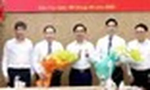Ban Thường vụ Tỉnh ủy Lào Cai công bố các quyết định về công tác cán bộ