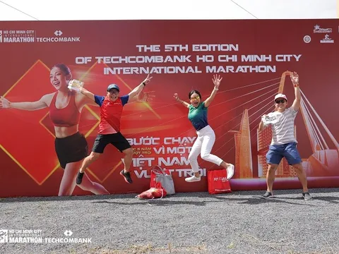 Chính thức Khai mạc Giải chạy Marathon Quốc tế Thành phố Hồ Chí Minh Techcombank lần 5