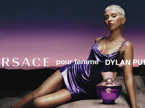 Versace pour femme Dylan Purple - Khung cảnh rực rỡ của bữa tiệc mùa hè bất tận