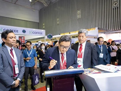 Chính thức khai mạc Triển lãm quốc tế cà phê, trà và bánh ngọt lần 7 năm 2023