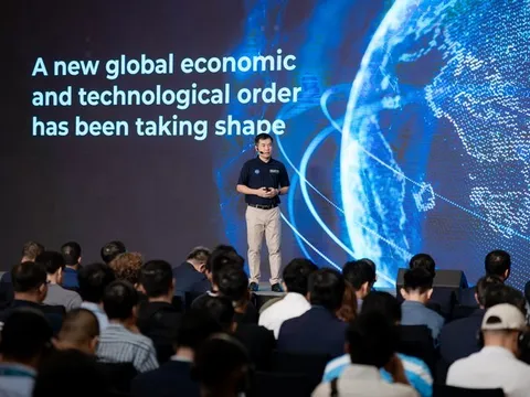 DCCI Summit 2025 TP. HCM: Tiên phong hạ tầng số cho tăng trưởng xanh