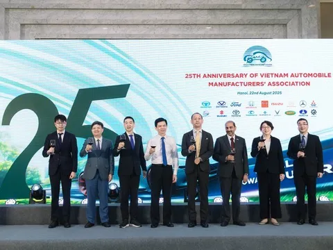 Hiệp hội các Nhà sản xuất Ô tô Việt Nam (VAMA) tổ chức Lễ kỷ niệm 25 năm thành lập