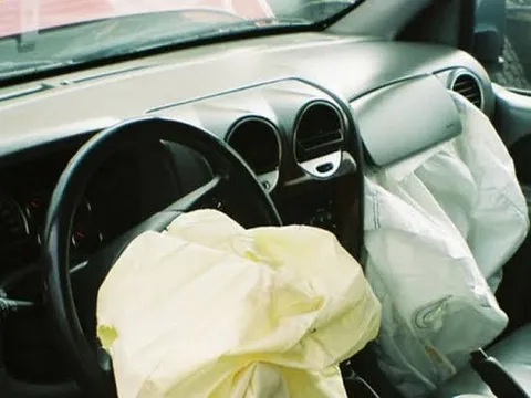Triệu hồi túi khí Takata: Kiểm tra và thay thế miễn phí – Hành động nhỏ cho sự an toàn lâu dài