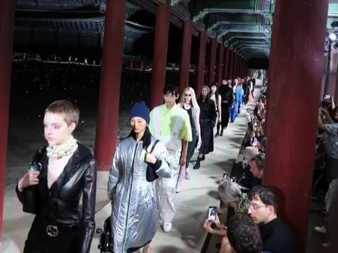 Tiệc đêm của Gucci ở Hàn Quốc gây phẫn nộ