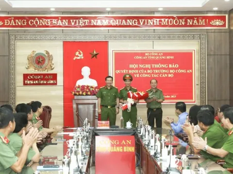 Công bố quyết định của Bộ trưởng Bộ Công an về điều động cán bộ
