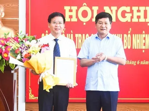 Điện Biên công bố quyết định điều động, bổ nhiệm cán bộ
