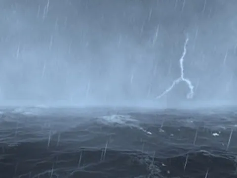 Áp thấp trên Biển Đông có thể mạnh lên thành áp thấp nhiệt đới, Bắc Bộ mưa lớn