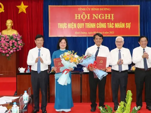 Bình Dương công bố nhiều quyết định nhân sự quan trọng