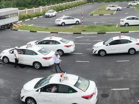 Hai trung tâm đào tạo lái xe Hà Nội đình chỉ tuyển sinh 3 tháng