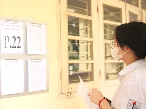 Tỷ lệ chọi lớp 10 cao nhất 3 năm qua: Thí sinh lo lắng bước vào môn thi đầu tiên