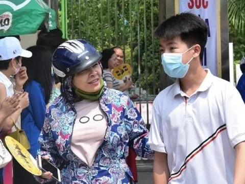 Kỳ thi vào lớp 10: Đề Ngữ văn vừa sức, nhiều sĩ tử “trúng tủ nhưng lệch ngăn”