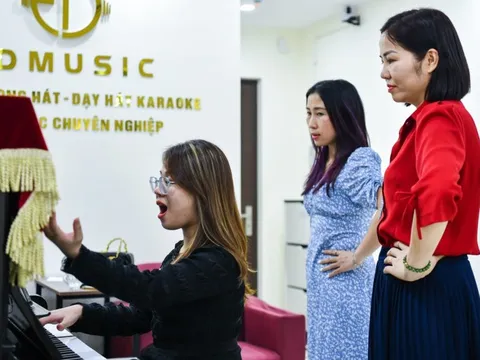 Chi tiền học thanh nhạc để hát karaoke hay hơn