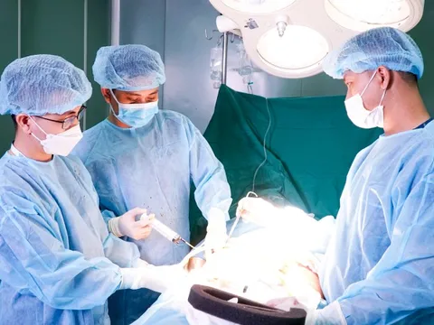 'Nâng cấp' vòng ba đón Tết, người phụ nữ gặp tai biến kinh hoàng