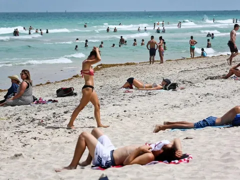Miami Beach ‘dứt tình’ với kỳ nghỉ xuân cuồng loạn