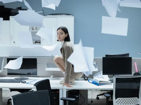 Bỏ việc lương cao vì muốn vừa làm vừa nghe nhạc trọn vẹn