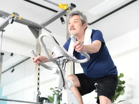 5 thói quen giúp hệ miễn dịch của người cao tuổi khỏe mạnh