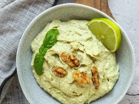 Đẹp da, móng, tóc bằng 5 bí quyết ăn uống