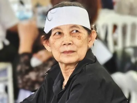 Ly hôn hàng chục năm, người vợ đầu vẫn chăm sóc Thế Hiển giai đoạn cuối đời