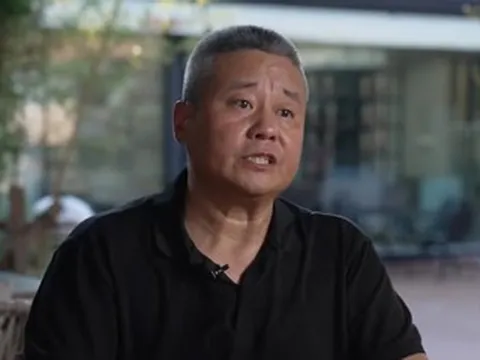 Ôm khoản nợ 170 tỷ đồng, người đàn ông vực dậy 'thần kỳ' nhờ quầy xúc xích