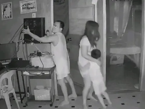Trích xuất hình ảnh một gia đình khi nhận tin bão đến, hành động "tẩu tán tài sản" của cặp vợ chồng khiến cõi mạng bùng...