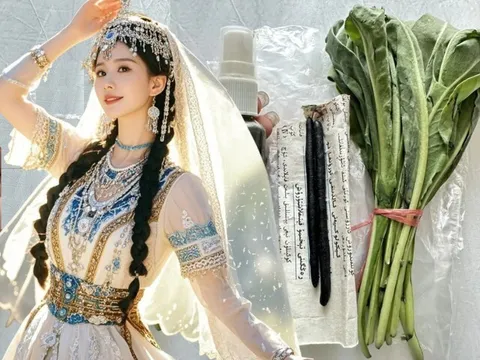 Không cần dầu gội đắt tiền, tại sao các cô gái Tân Cương có mái tóc dày đẹp hiếm thấy? Bí kíp nằm ở loại cỏ thiên nhiên...