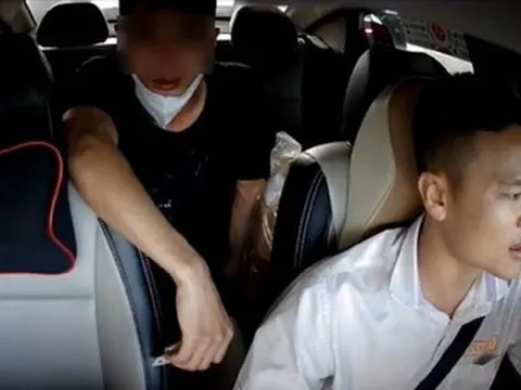 Chuyến taxi 0 đồng và tấm lòng của tài xế Hà Nội với người cha nghèo