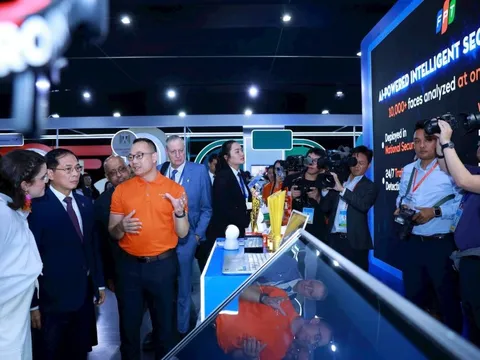 Công tư đồng kiến tạo dựng lá chắn số bảo vệ chủ quyền quốc gia trên không gian mạng