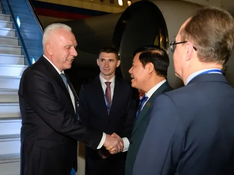 Đoàn đại biểu Nga đến Hà Nội dự Lễ mở ký Công ước Liên hợp quốc