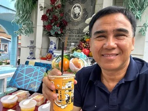 Quyền Linh thăm mộ Lê Công Tuấn Anh, siêu mẫu Minh Tú phải nhập viện