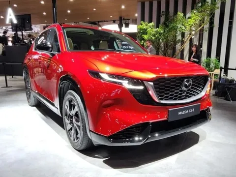 Mazda CX-5 đời mới lần đầu xuất hiện, chờ ngày về Việt Nam