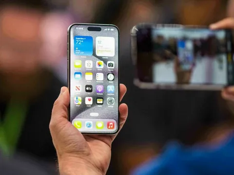 Chiếc iPhone rẻ nhất của Apple lộ diện