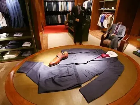 Ngành thời trang Ý khủng hoảng