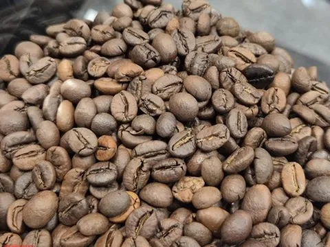 Giá cà phê hôm nay 4-11: Tăng vọt
