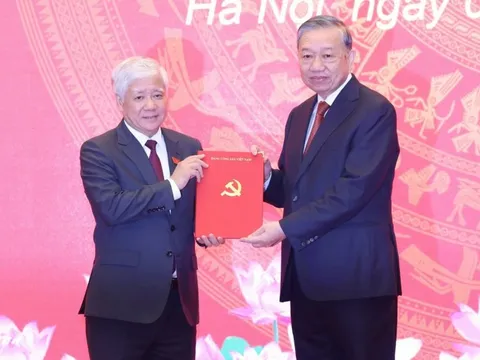 Ông Đỗ Văn Chiến giữ chức Phó Bí thư Thường trực Đảng ủy Quốc hội