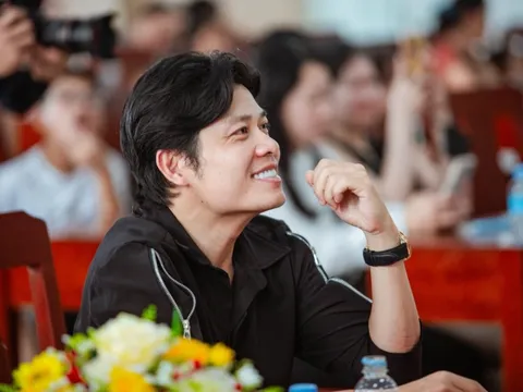 Nhạc sĩ Nguyễn Văn Chung đưa 'Nhật ký của mẹ' ra quốc tế nhờ tiếng Anh