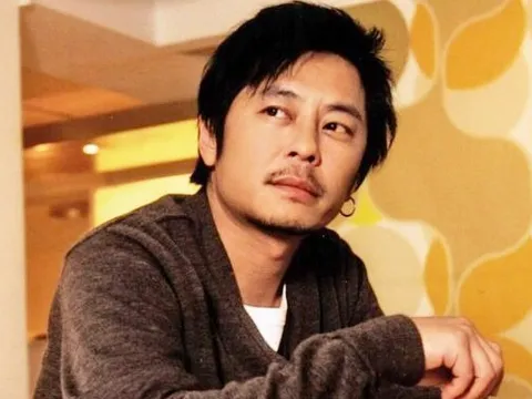 "Lãng tử làng nhạc" từng biến mất khỏi showbiz nghi bị đầu độc, bất ngờ xuất hiện ở tuổi 63