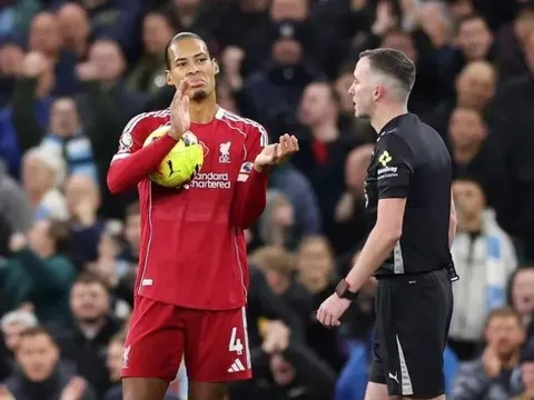 Premier League giải thích lý do hủy bàn thắng của Liverpool, chuyên gia không đồng tình