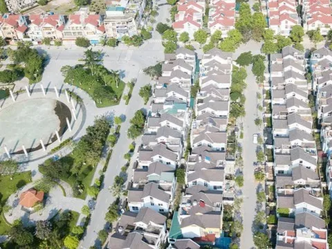 Văn Phú huy động 135 tỷ đồng trái phiếu, được đảm bảo bằng cổ phần của Chủ tịch Tô Như Toàn