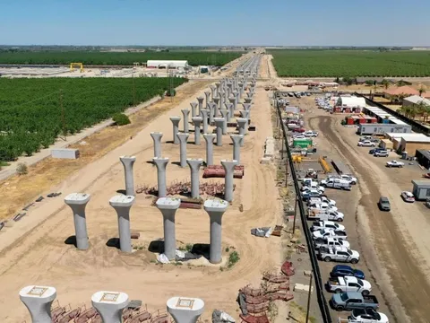 Tin chọn Trung Quốc với giá chỉ bằng nửa, đường sắt cao tốc hơn 16 tỷ USD bị chậm 10 năm, đã từ chối công nghệ nước nào?